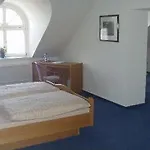 Zur Eldenburg Hotel 3*