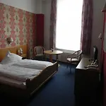 Zur Eldenburg 3* Lübz