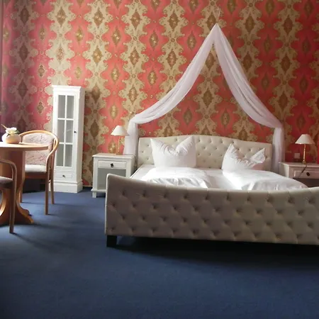 Otel Zur Eldenburg Lübz