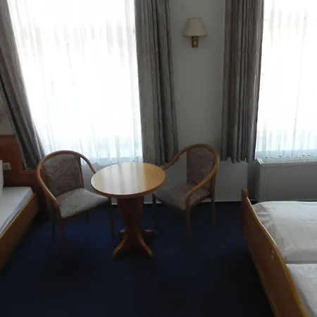 Zur Eldenburg 酒店