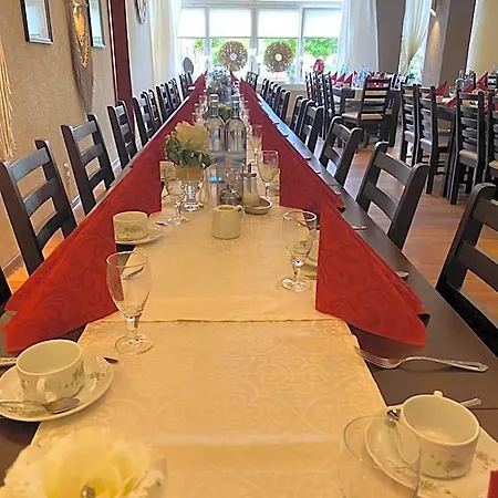 Zur Eldenburg