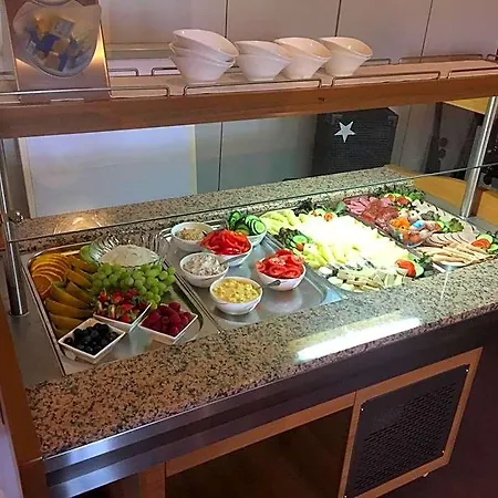 Zur Eldenburg Lubz