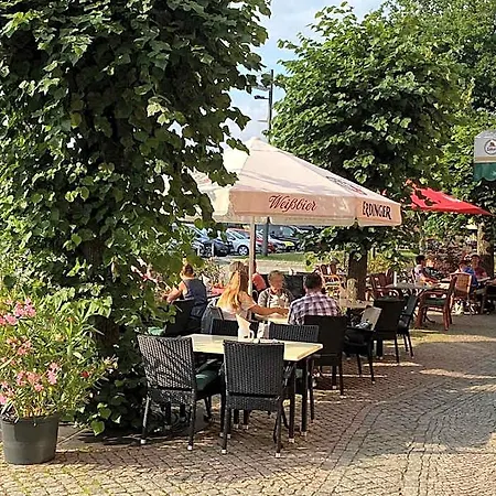 Zur Eldenburg Hotel 3*
