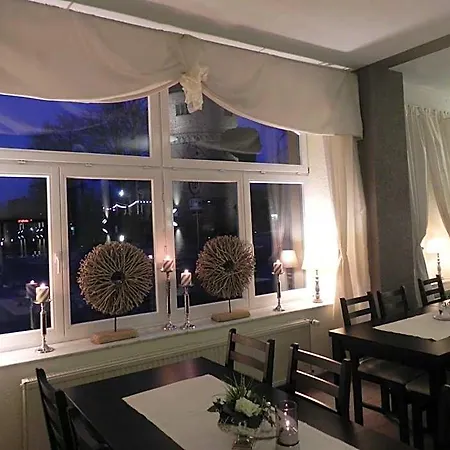 Hotel Zur Eldenburg 3*
