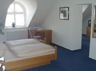 Zur Eldenburg 酒店 3*