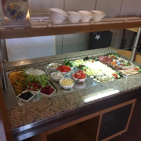 Zur Eldenburg 酒店 Lübz